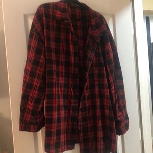 OVERSIZED FLANNEL LIKE LONG SLEEVE BUTTON DOWN